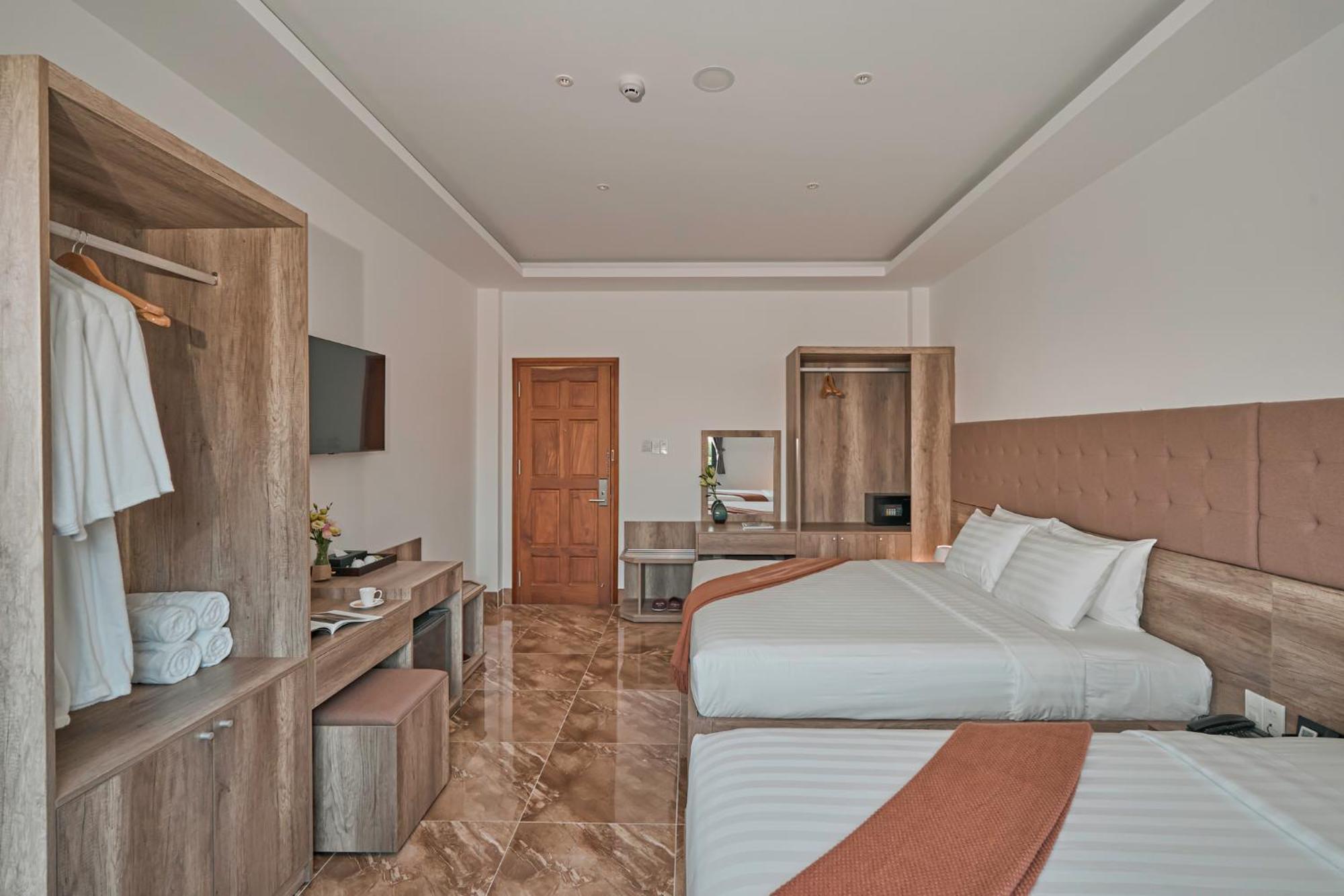 California 3* Da Lat